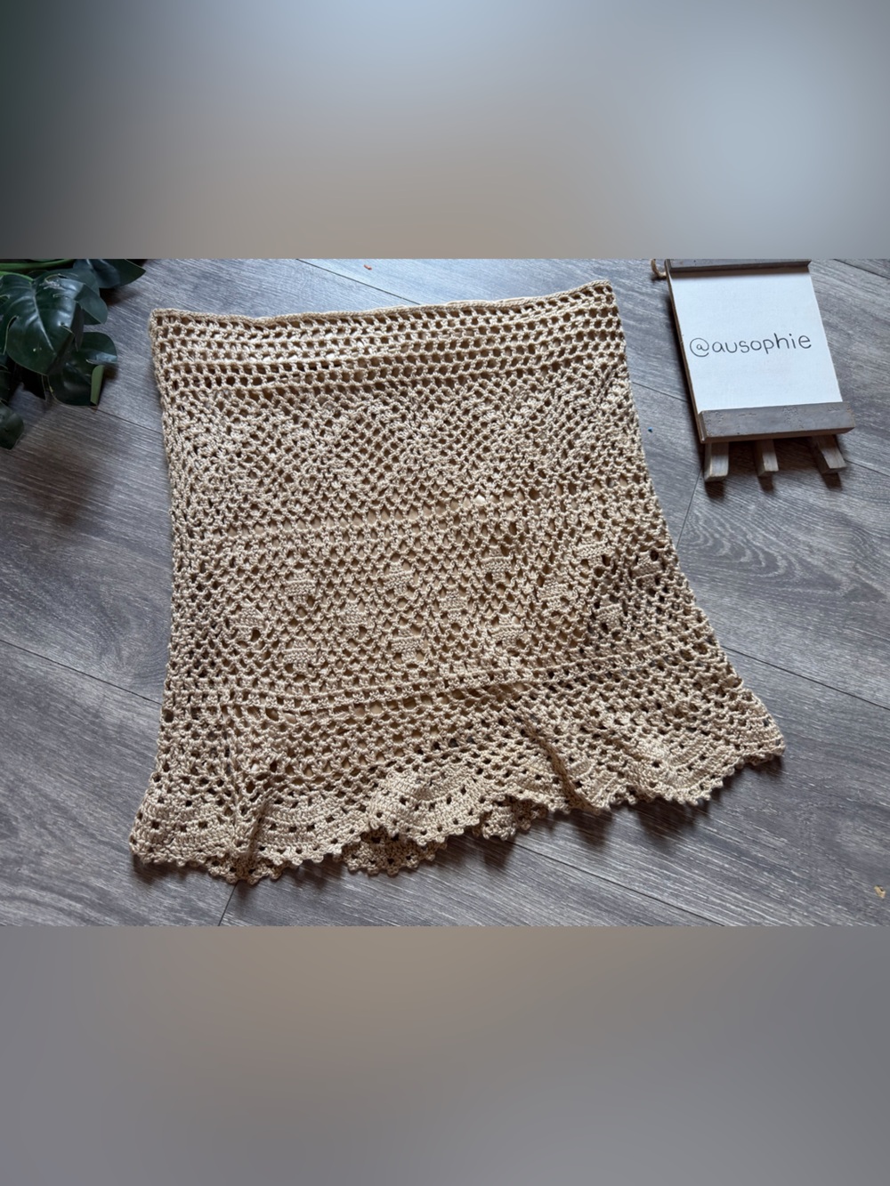 Wet Seal Boho Festival Scalloped Hem Silky Lined Crochet Mini Skirt in Beige M